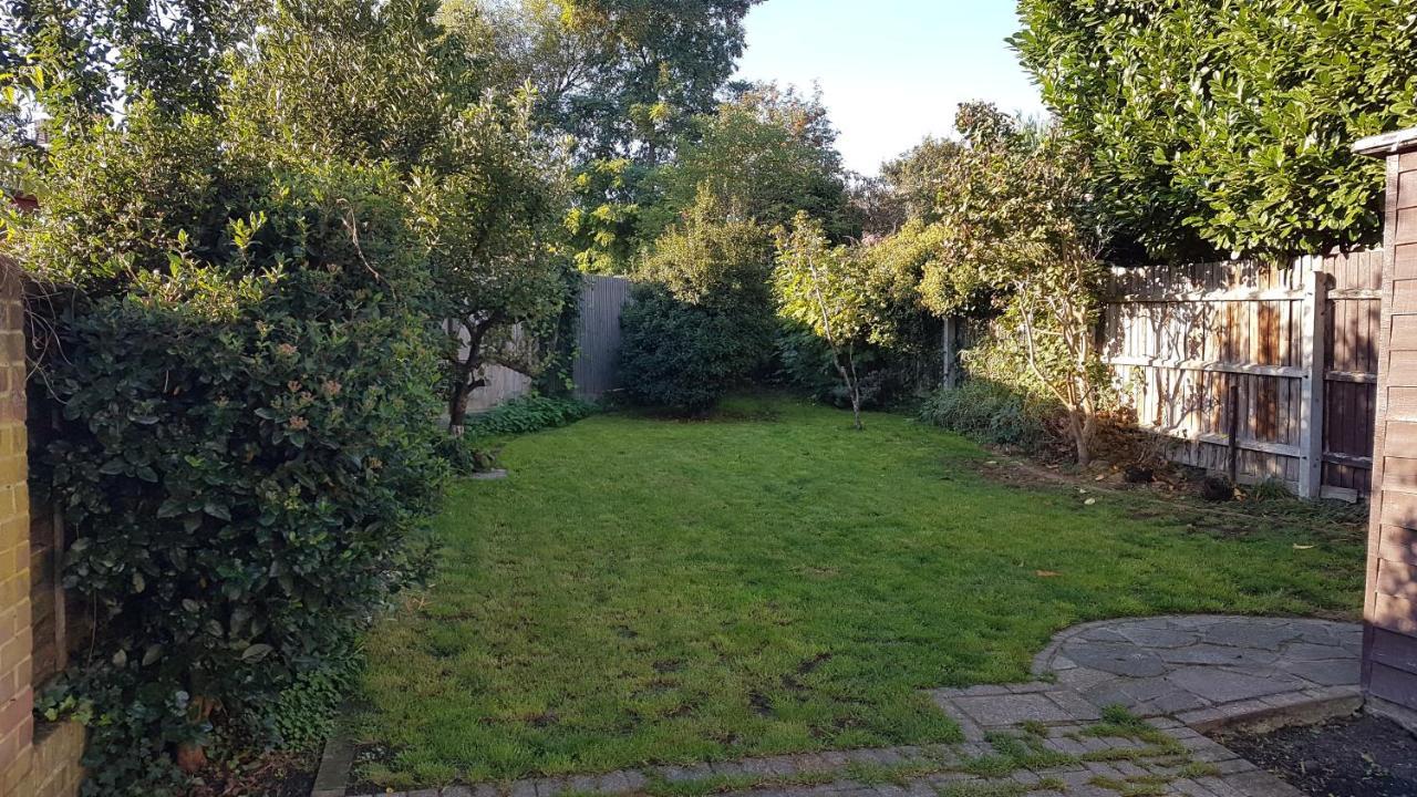 Private Rooms Just 19 Minutes From Central London Northfleet Exterior photo
