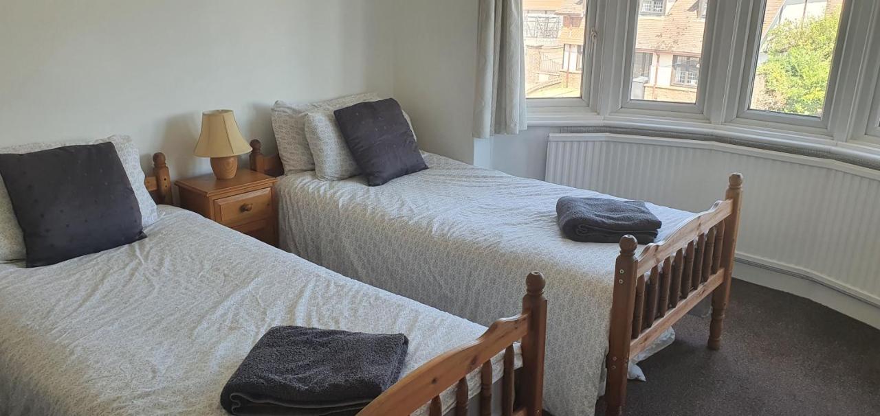 Private Rooms Just 19 Minutes From Central London Northfleet Exterior photo